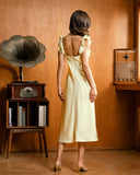 Sueña Sarı Kare Yaka Fırfırlı Saten Midi Elbise