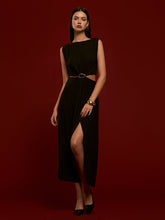 Metal Halka Kesik Piliseli Elbise