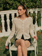 Şık Düğmeli Kroşe Triko Hırka