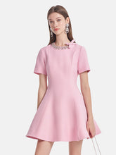 El İşlemeli Bedene Oturan Mini Elbise