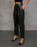 Amerie Kısa Suni Deri Pantolon