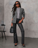 Adelena Yapılandırılmış Omuz Çizgili Dar Blazer