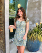 Sueña Fırfırlı Kenarı Çiçekli Mini Elbise