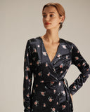 Siyah V Yakalı Çiçekli Kadife Sarma Midi Elbise