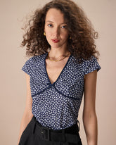 Sueña™ Lacivert V Yaka Çiçekli İlmek Tişört