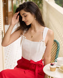 Sueña™ Beyaz Kare Yaka Fiyonklu Atlet