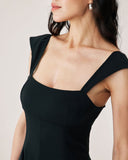 Sueña™ Siyah Kare Yaka Büzgülü Mini Elbise