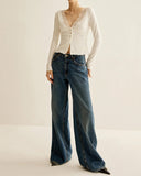 Beyaz V Yaka Örgü Hırka