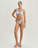 Sueña™ Beyaz Çiçekli Bağcıklı Üçgen Bikini Takımı