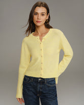 Sarı Yuvarlak Yaka Örgü Hırka