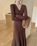 Kahve Kepçe Yaka Vücuda Oturan Kazak Elbise