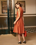 Kırmızı Düğmeli Kolsuz Midi Elbise