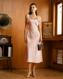 Sueña™ Pembe Kare Yaka Volanlı Saten Midi Elbise