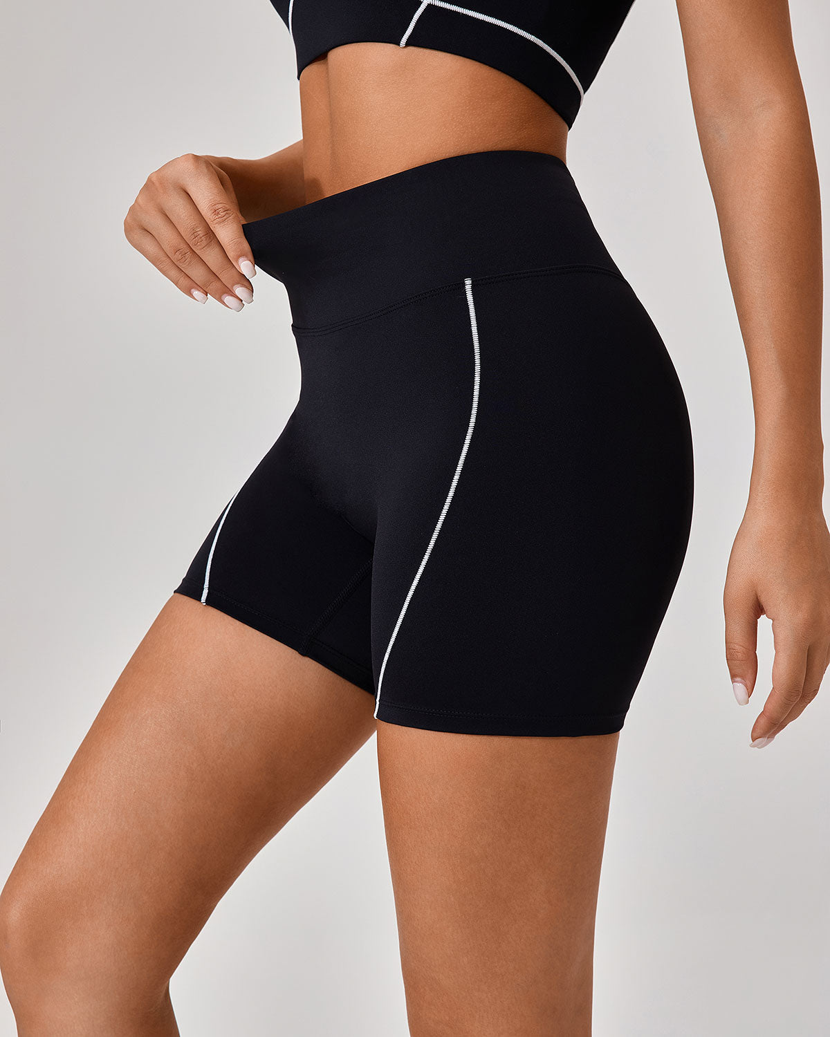 Sueña™ Siyah Yüksek Bel Yoga Şortu