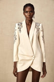 Opulent Grace İşlemeli Krem Blazer Elbise