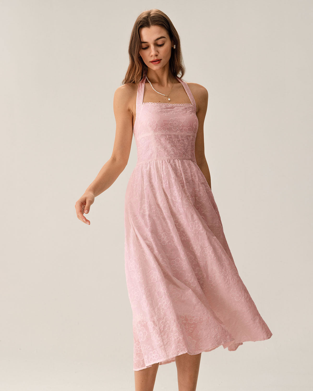 Sueña™ Pembe Nakışlı Boyundan Bağlamalı Midi Elbise