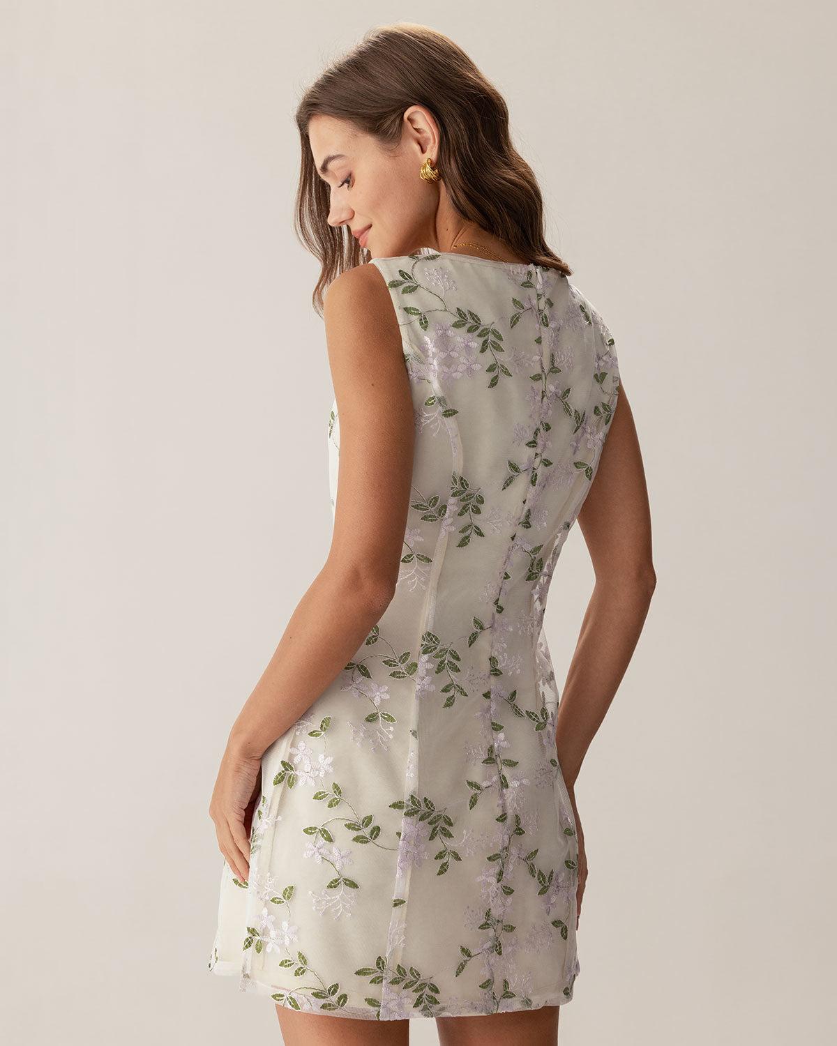 Sueña™ Bej Kare Yaka Nakışlı Yırtmaçlı Slip Mini Elbise