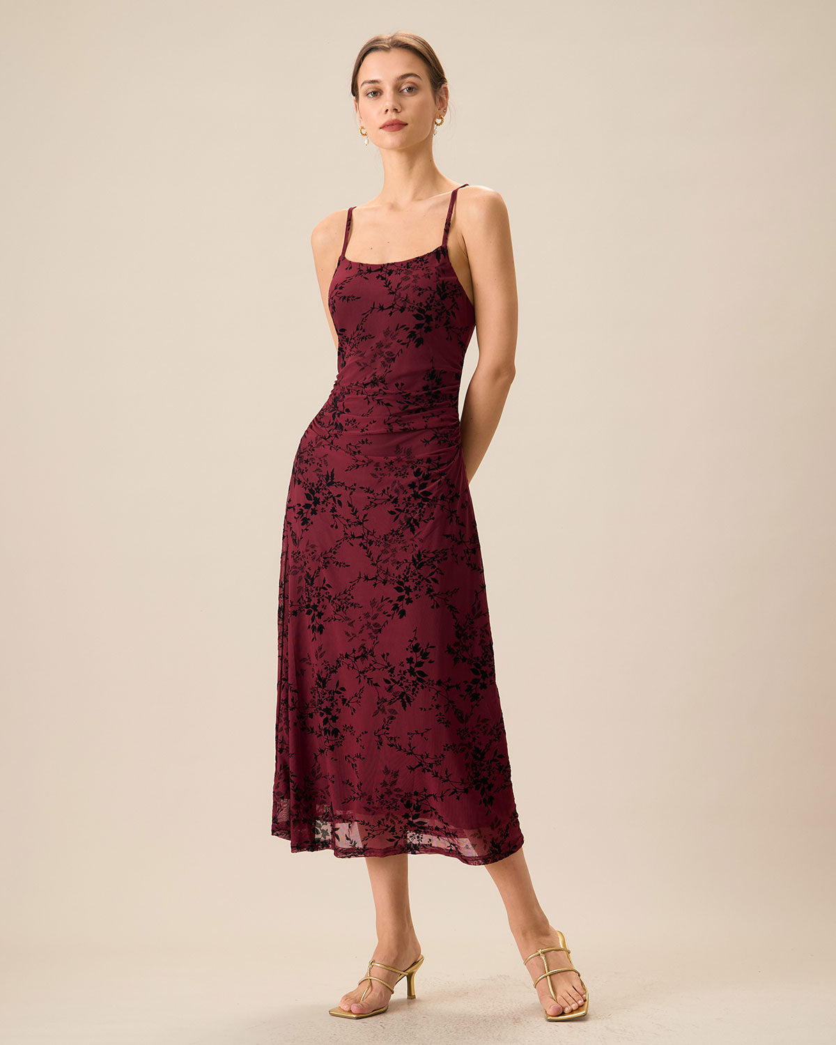 Sueña Kırmızı Çiçekli Bodycon Slip Midi Elbise