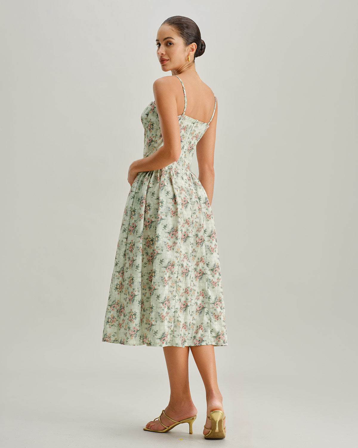 Sueña™ Yeşil Çiçekli Kalp Yaka Pileli Slip Midi Elbise