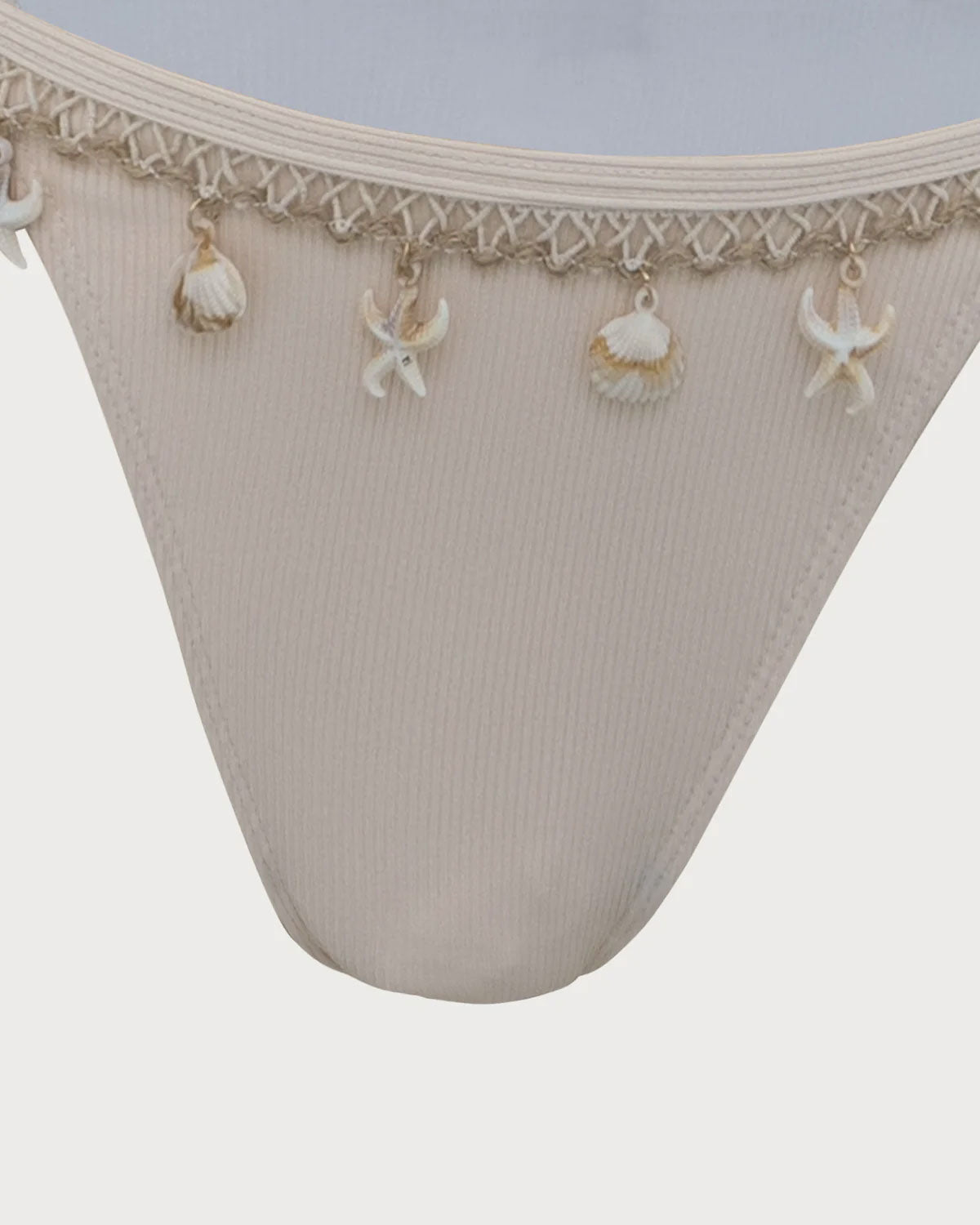Sueña Beyaz Deniz Kabuğu İşlemeli Bikini Takımı