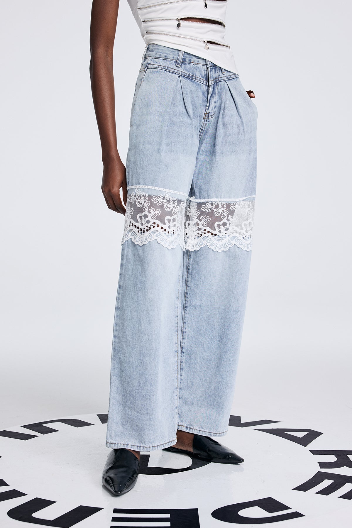 Apocatequil Lace Deconstruct Dantel Jeans