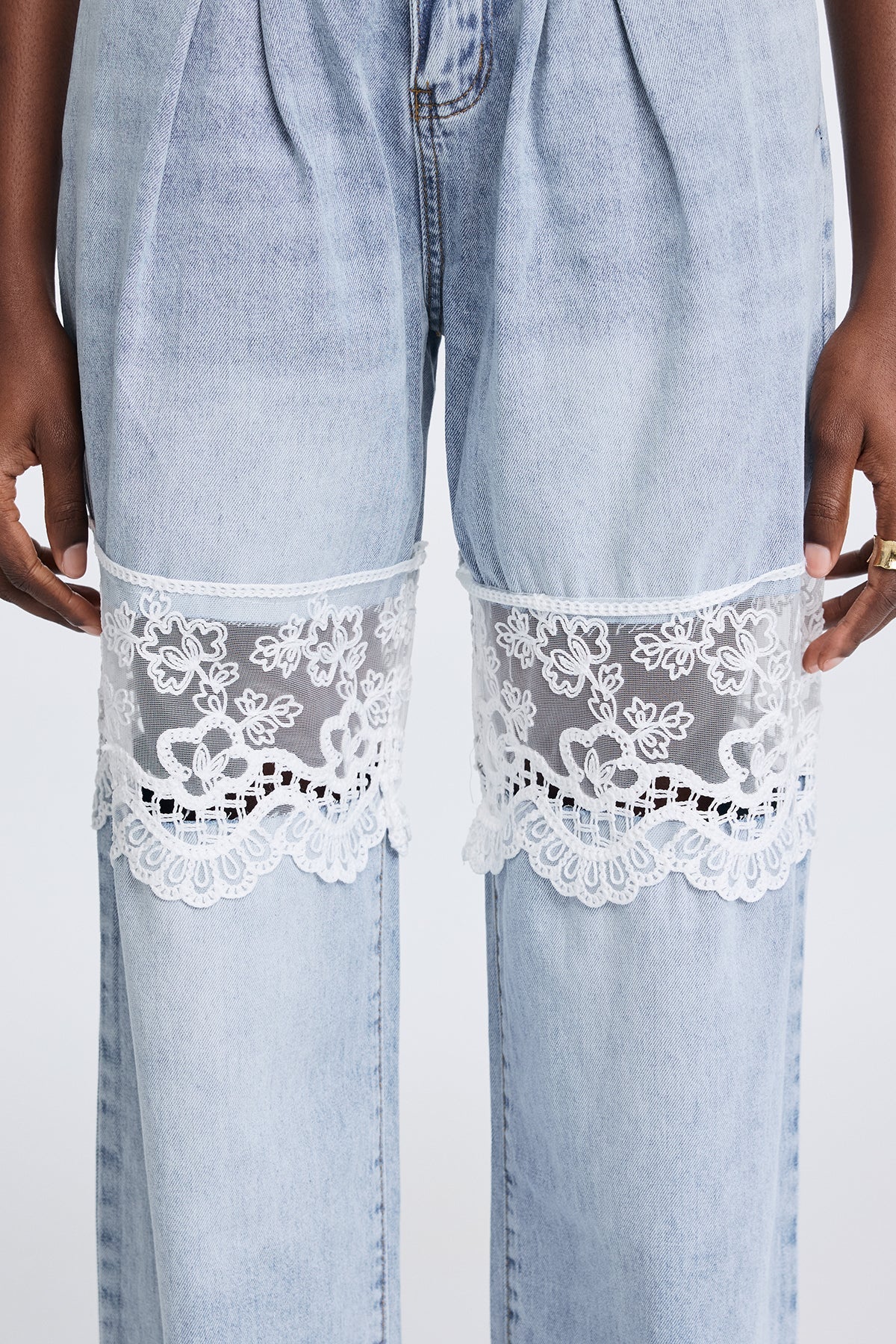 Apocatequil Lace Deconstruct Dantel Jeans