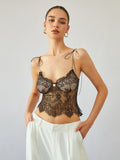 Omuzları Bağlamalı Çiçekli Dantelli Crop
