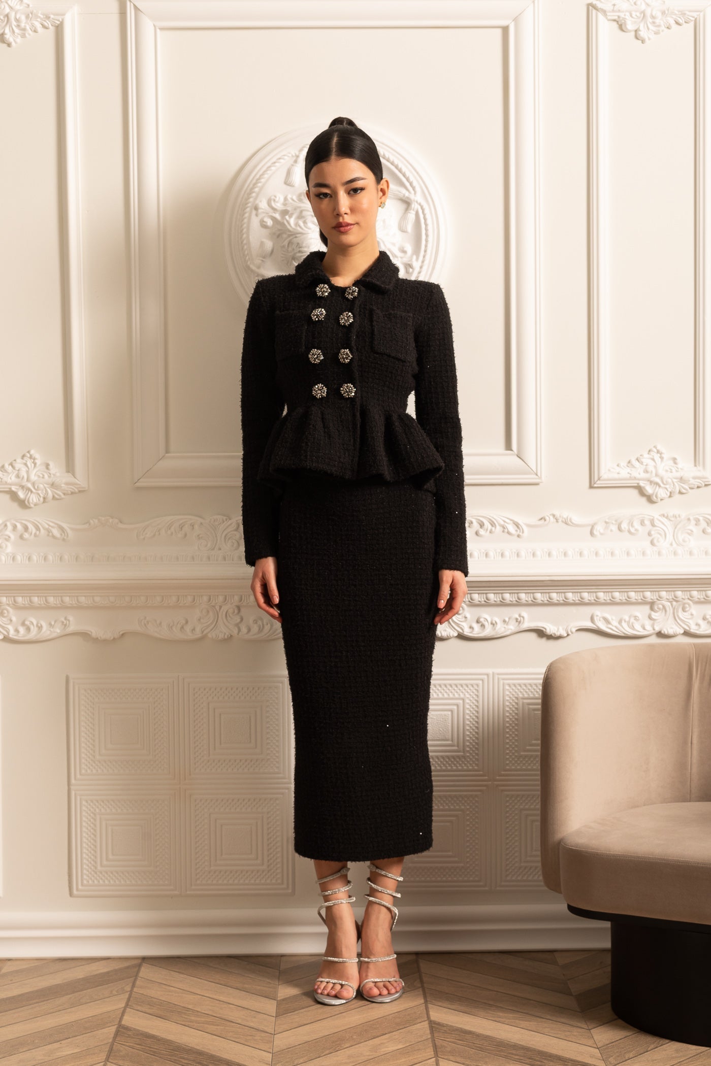 Peplum Belli ve Dekoratif Düğmeli Örme Dokulu Elbise