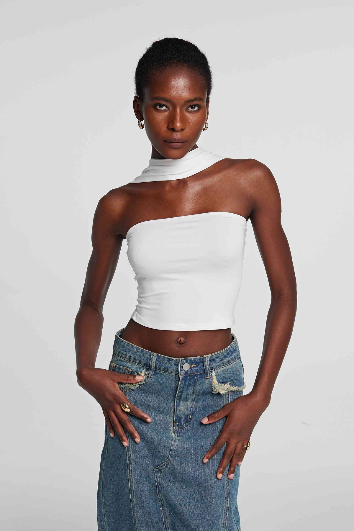 Emmie Kolsuz Bodycon Dantelli Üst