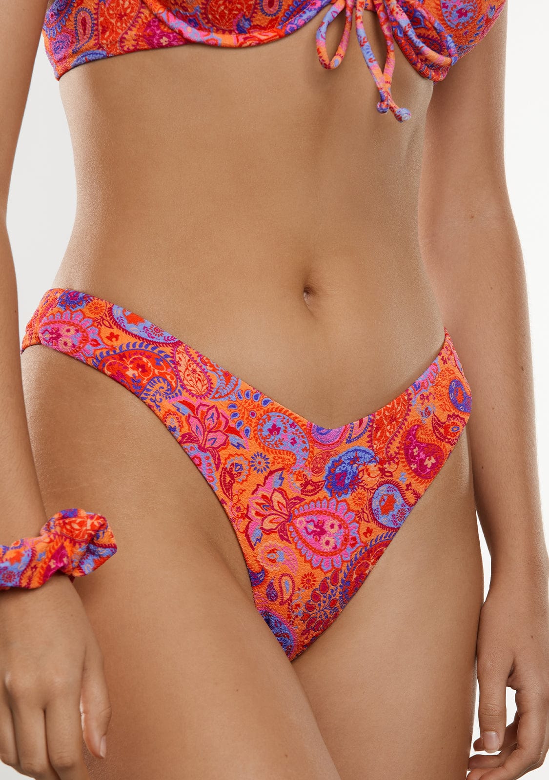 Sueña™ Gina Alt Paisley Desenli