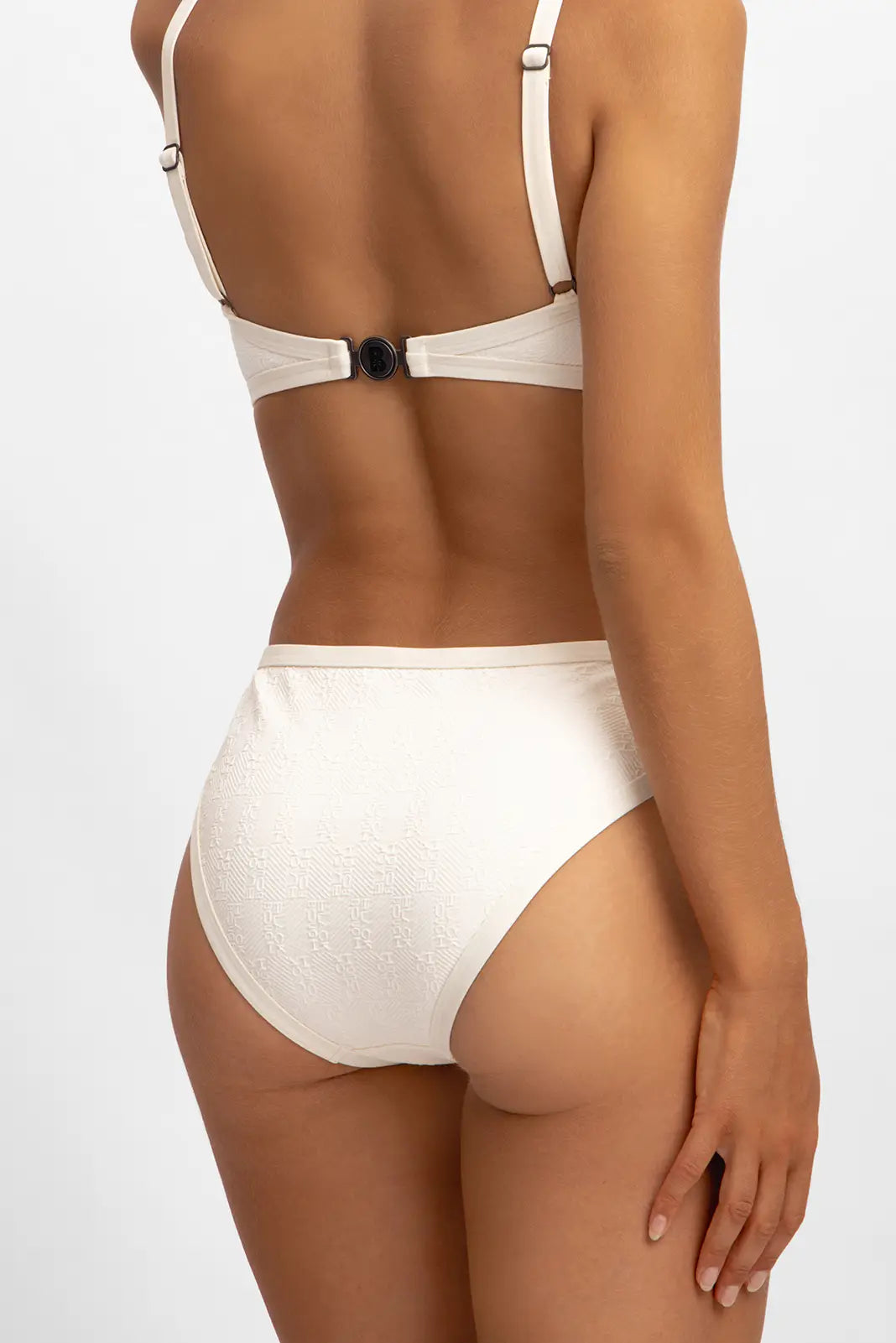 Sueña™ Max Kapalı Bikini Altı / Vanilla Rom Jakarlı (SON İNDİRİM)
