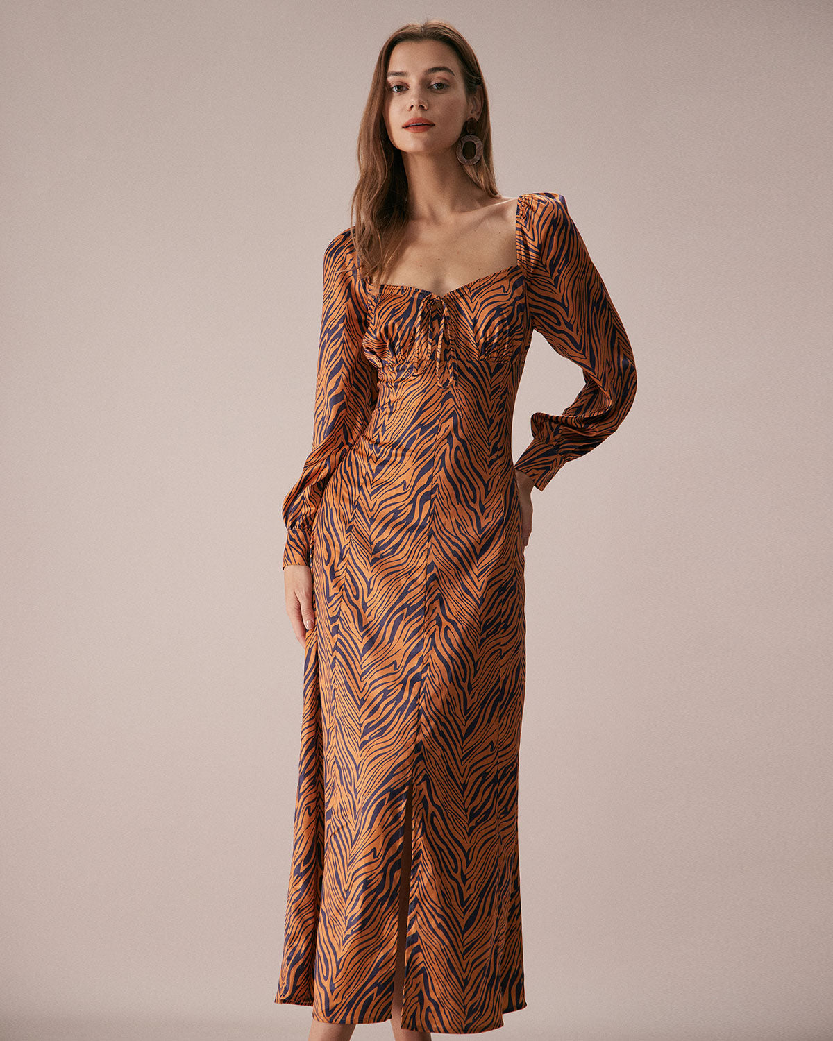 Sueña™ Kahverengi Kalp Yaka Zebra Maxi Elbise