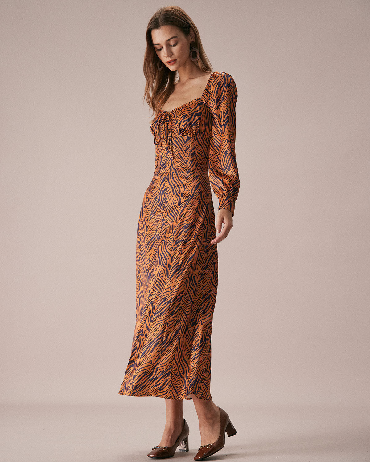 Sueña™ Kahverengi Kalp Yaka Zebra Maxi Elbise