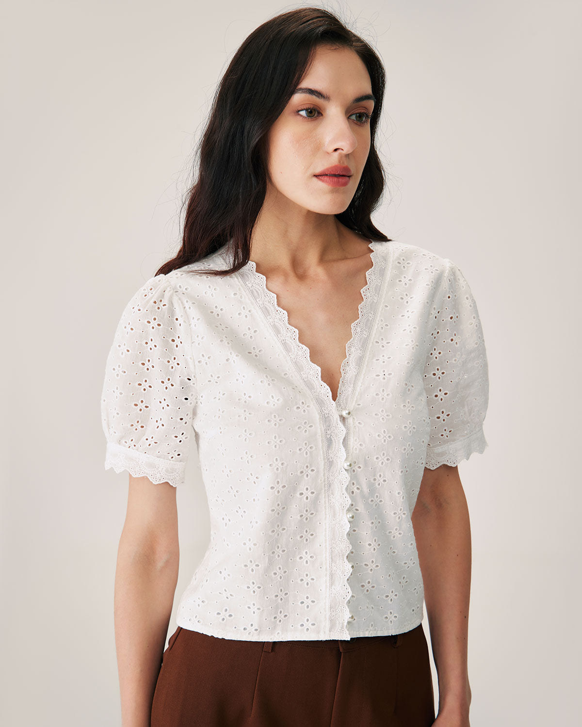 Sueña™ Beyaz Nakışlı Kolları Kabarık Bluz
