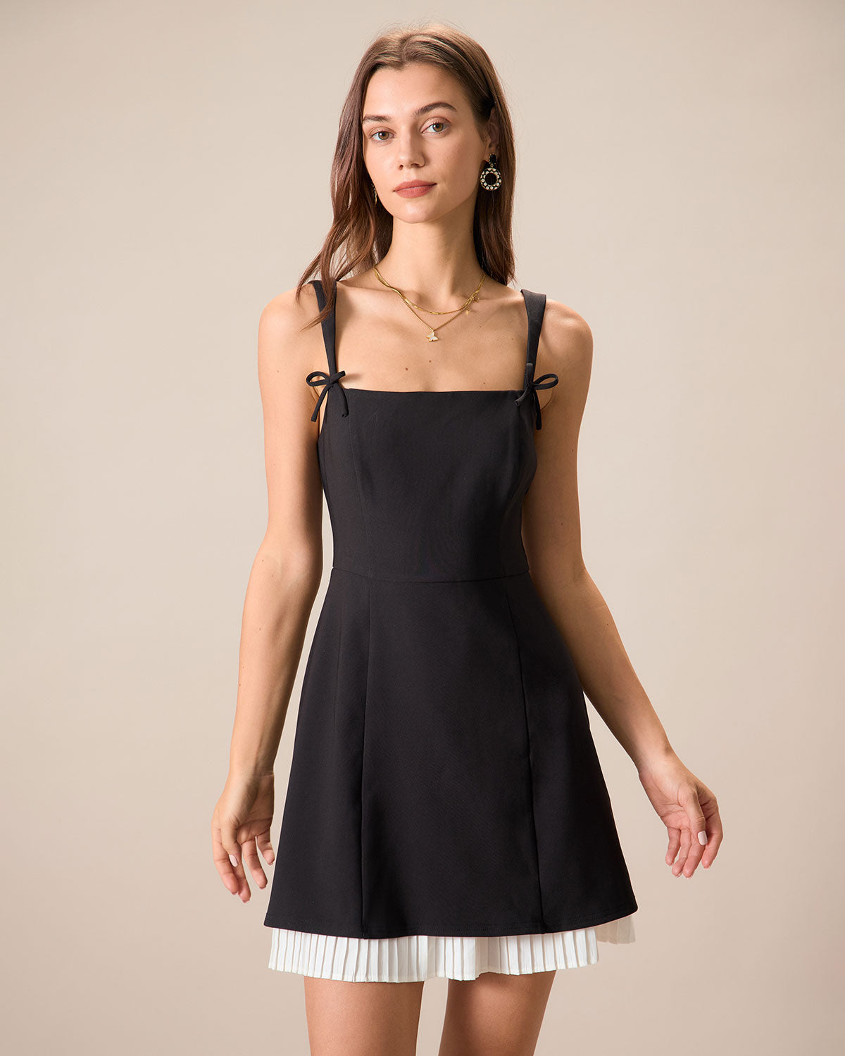 Sueña™ Siyah Kontrastlı Fiyonklu Slip Mini Elbise