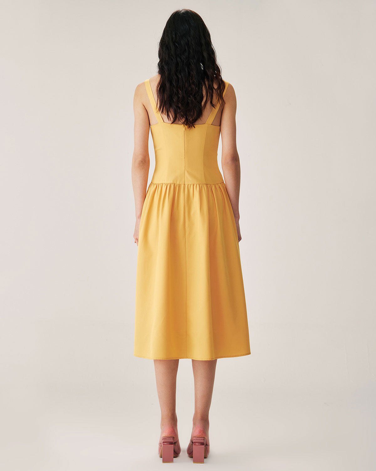 Sueña™ Sarı Düğmeli Pileli Slip Midi Elbise