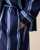 Kadın Lacivert Çizgili Lastikli Bel Şortu