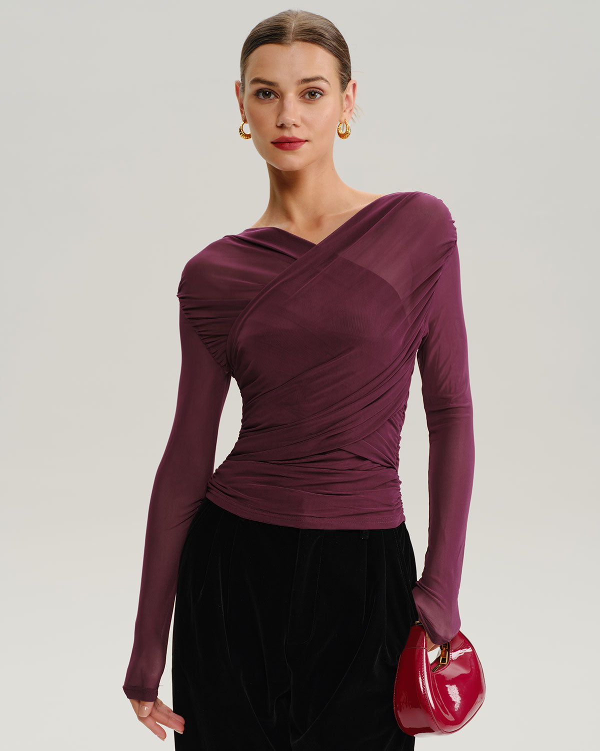 Şarap Kırmızısı V Yaka İnce File Tişört