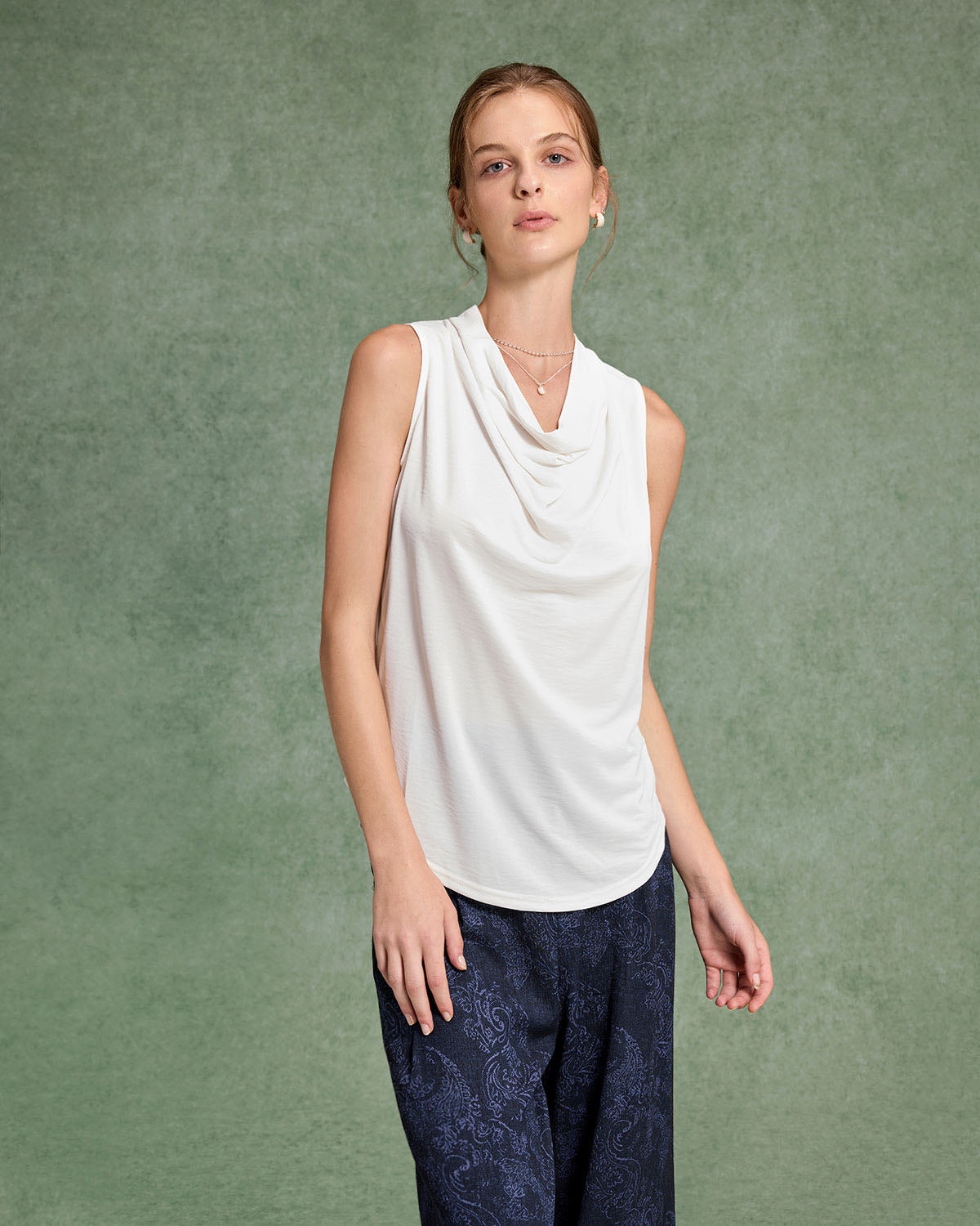 Sueña™ Beyaz Kapşonlu Yakalı Tank Top