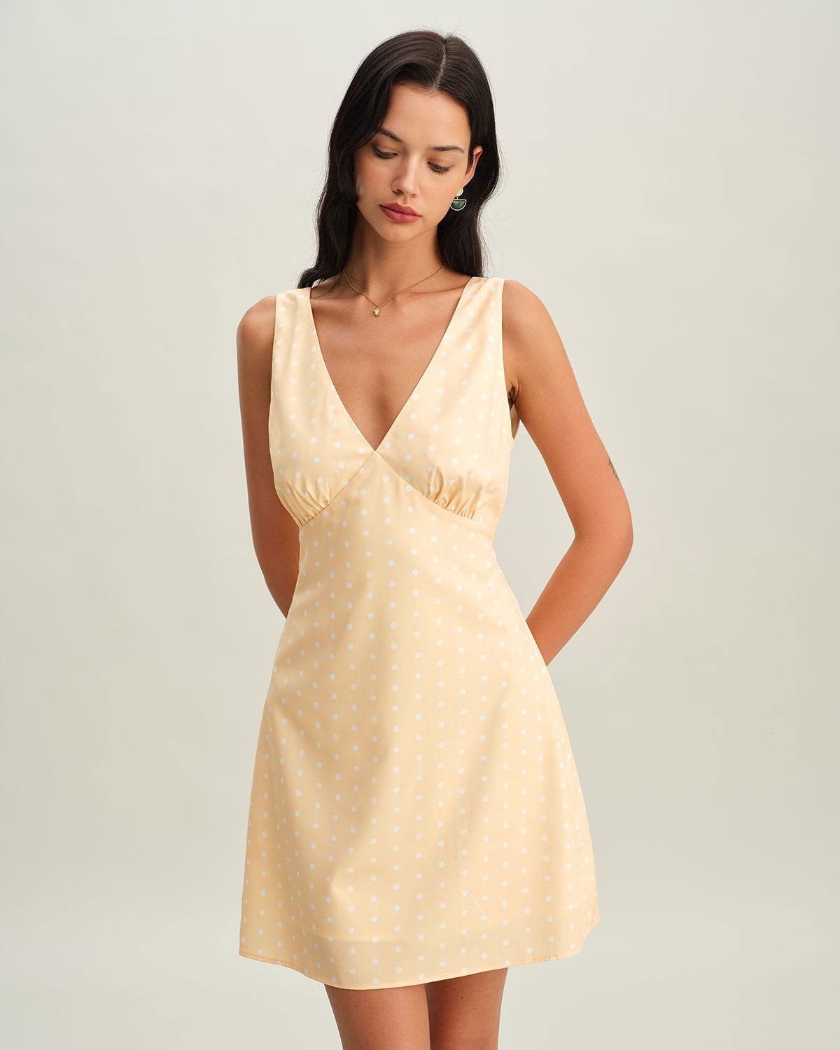 Sueña™ Sarı V Yaka Polka Dot Kolsuz Mini Elbise